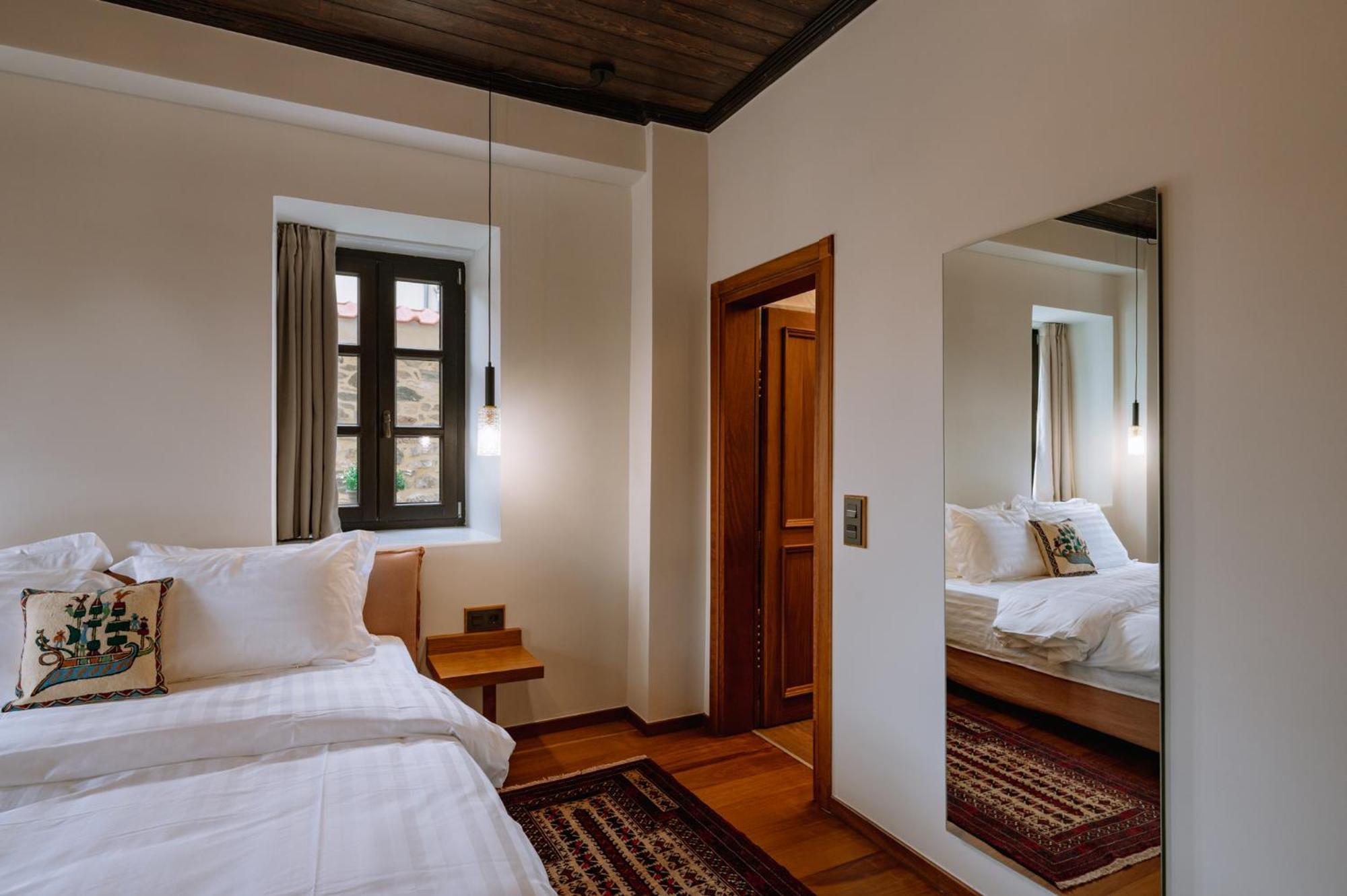 Νysa Hotel Mousthéni Екстериор снимка