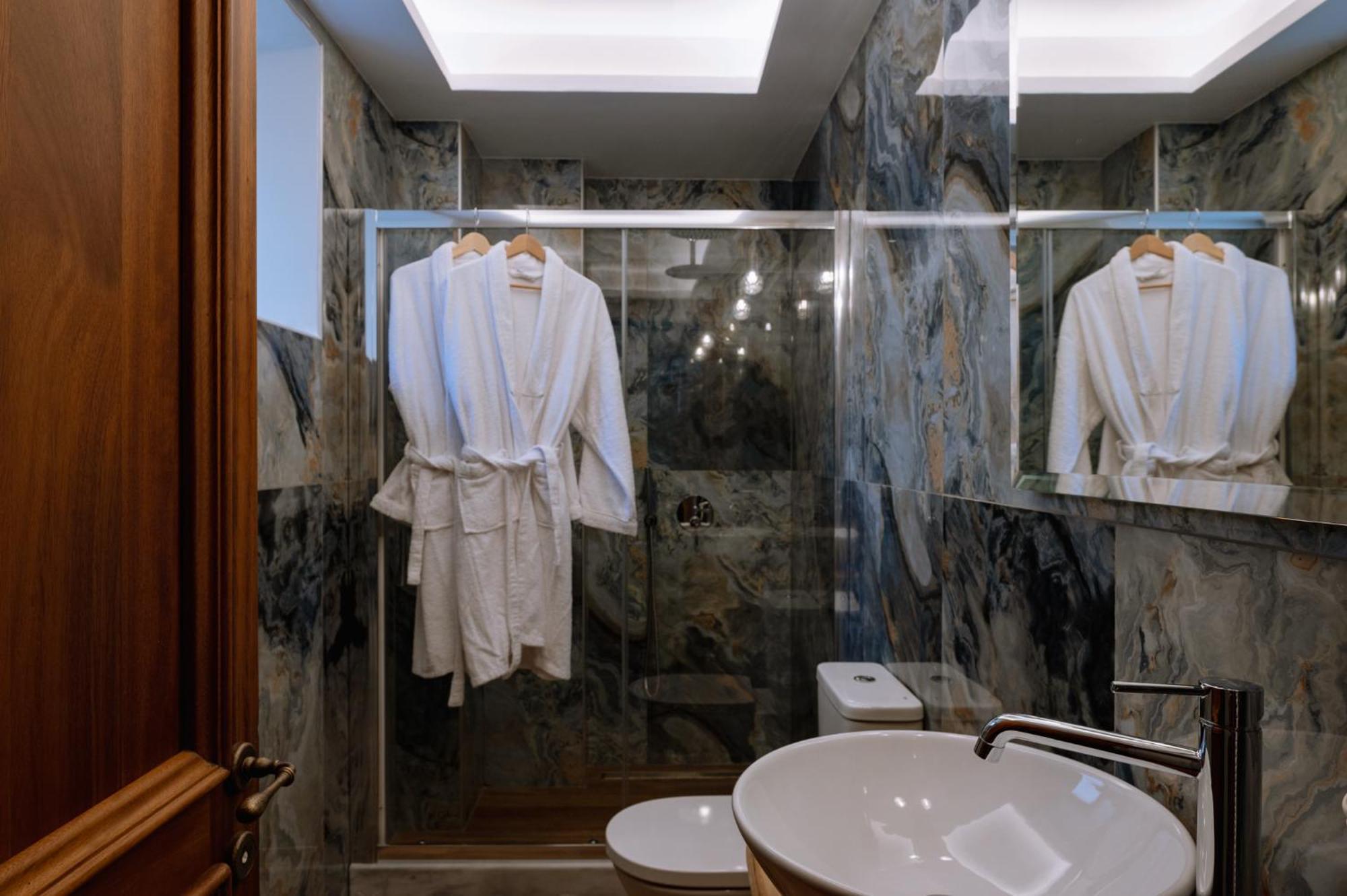 Νysa Hotel Mousthéni Екстериор снимка