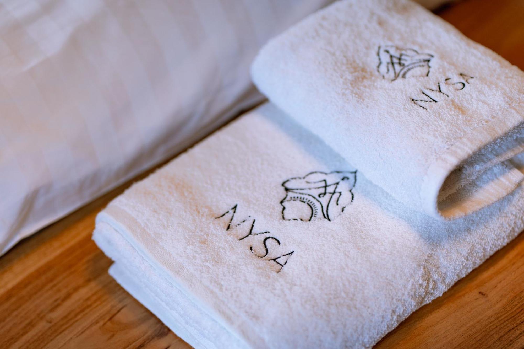 Νysa Hotel Mousthéni Екстериор снимка