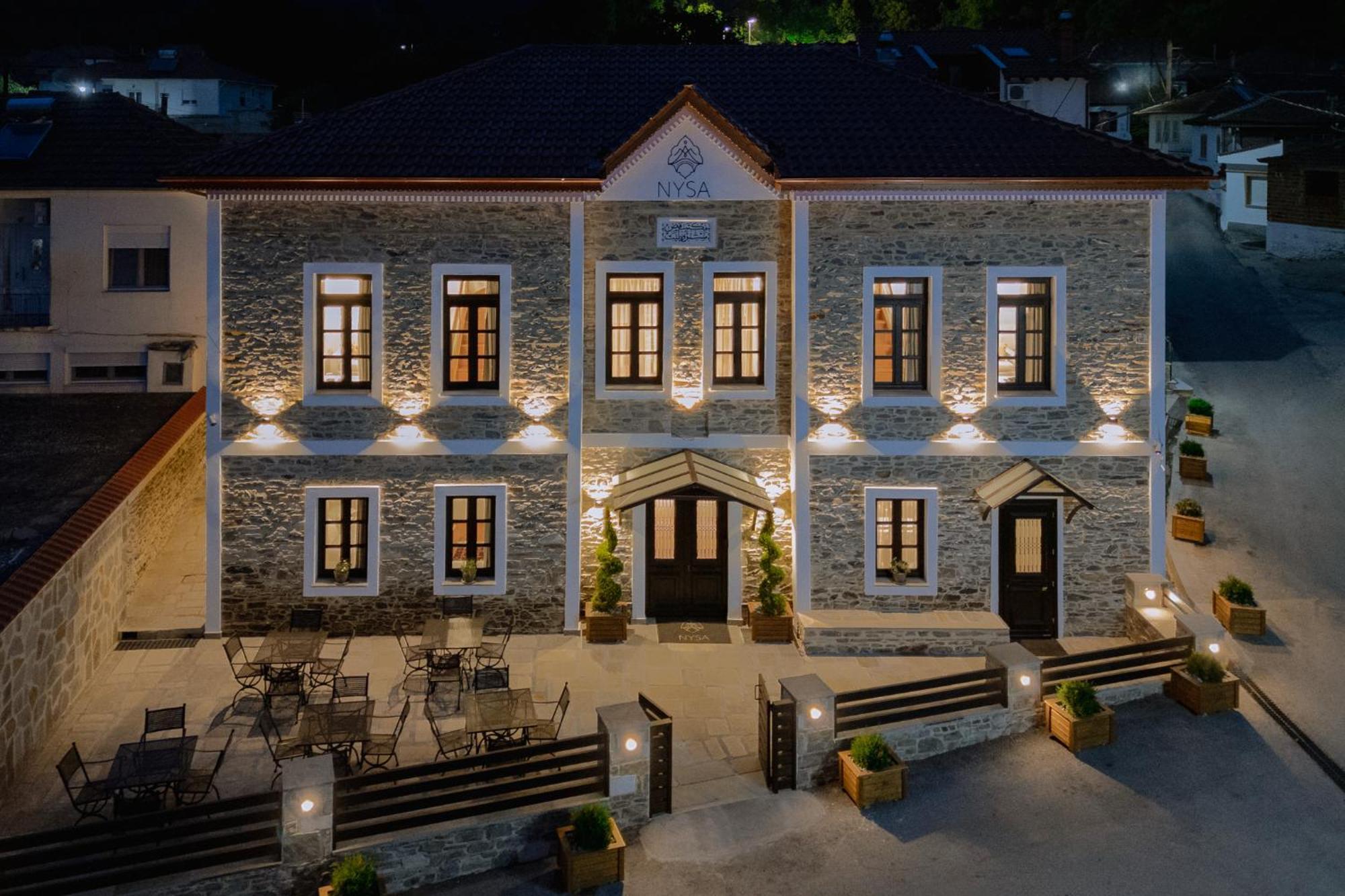 Νysa Hotel Mousthéni Екстериор снимка